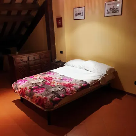 Garibaldi Apartamento Ferrara